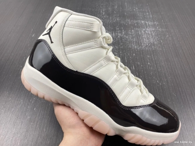 Rep AR0715-101 Neapolitan 11 Jordan Air 0719